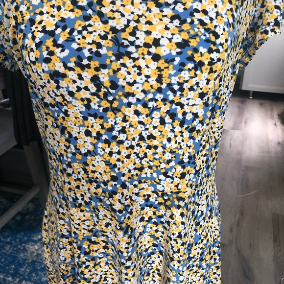 Michael Kors Floral Dress - Picture 3 of 7